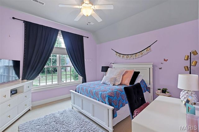 7411 Creek Ridge Lane, Edwardsville, IL 62025