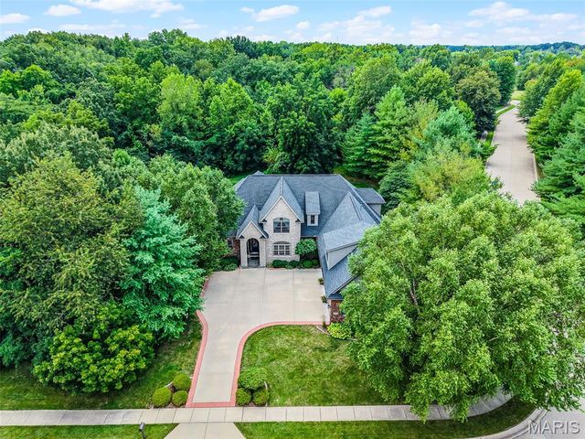 7411 Creek Ridge Lane, Edwardsville, IL 62025