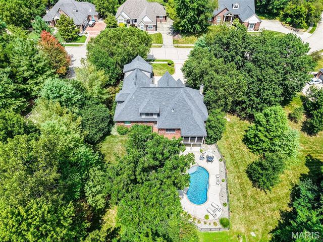 7411 Creek Ridge Lane, Edwardsville, IL 62025