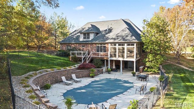 7411 Creek Ridge Lane, Edwardsville, IL 62025