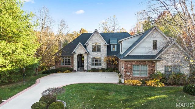 7411 Creek Ridge Lane, Edwardsville, IL 62025