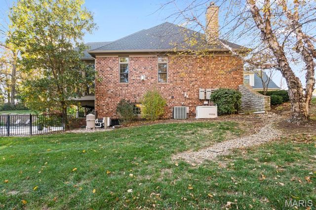 7411 Creek Ridge Lane, Edwardsville, IL 62025