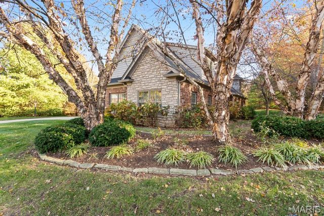 7411 Creek Ridge Lane, Edwardsville, IL 62025