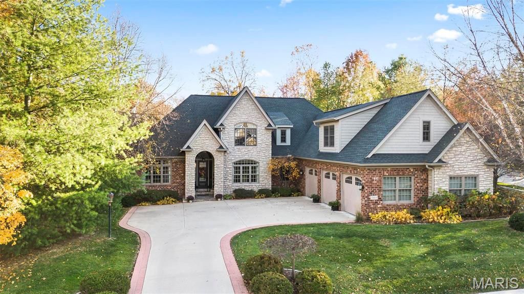 7411 Creek Ridge Lane, Edwardsville, IL 62025