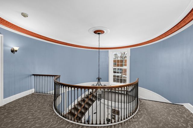 2318 Park Avenue, Minneapolis, MN 55404