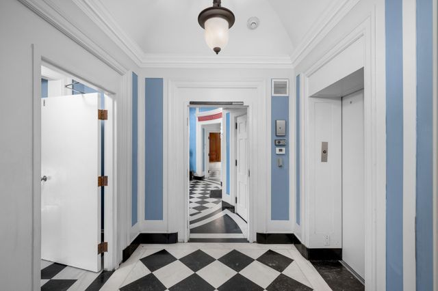 2318 Park Avenue, Minneapolis, MN 55404