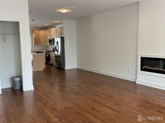 12 Moyse Place, Edison, NJ 08820