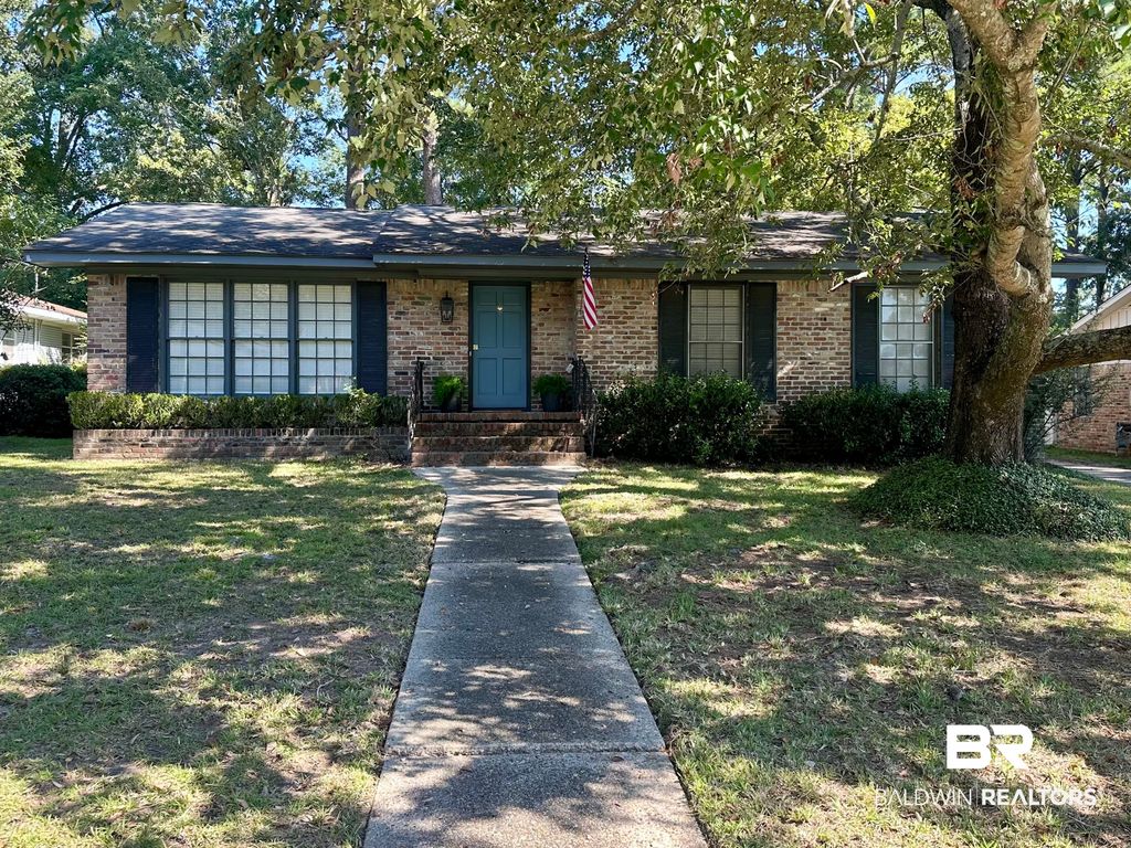2760 Brevard Drive, Mobile, AL 36606