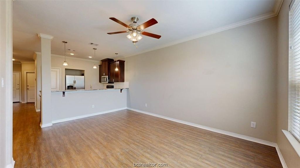 2025 Harvey Mitchell Parkway S, College Station, TX 77840 — photo 3