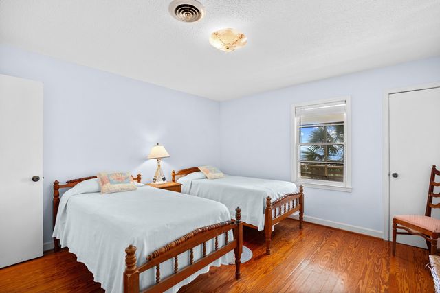 497 Norris Dr., Pawleys Island, SC 29585