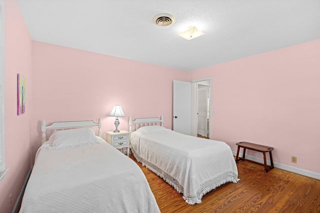 497 Norris Dr., Pawleys Island, SC 29585