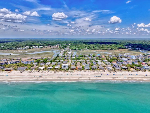 497 Norris Dr., Pawleys Island, SC 29585
