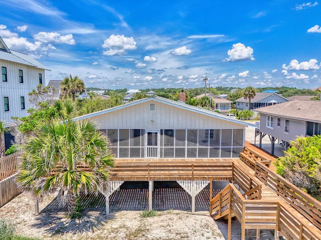 497 Norris Dr., Pawleys Island, SC 29585