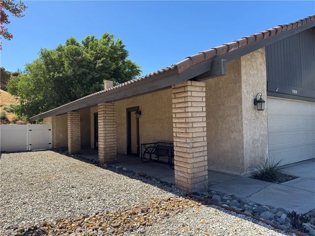 13010 Spring Valley Parkway, Victorville, CA 92395