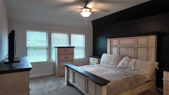 542 Chase Creek Drive, Lavon, TX 75166