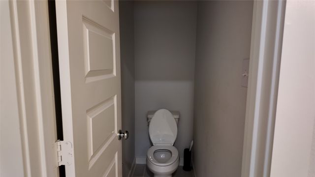 542 Chase Creek Drive, Lavon, TX 75166