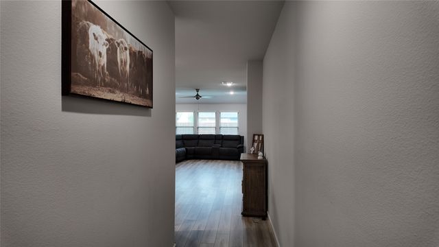 542 Chase Creek Drive, Lavon, TX 75166