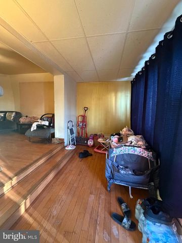 2518 S BERBRO ST, Philadelphia, PA 19153