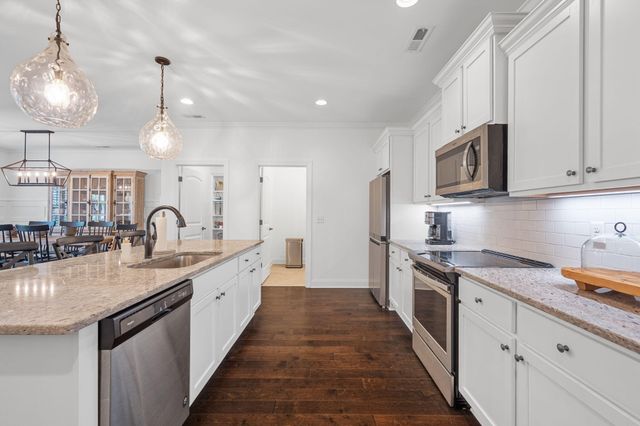 8013 Slugger Way, Chattanooga, TN 37421