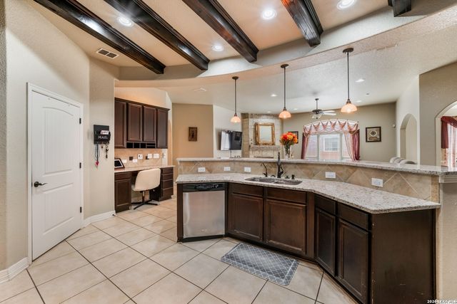 12230 Old Stillwater, San Antonio, TX 78254