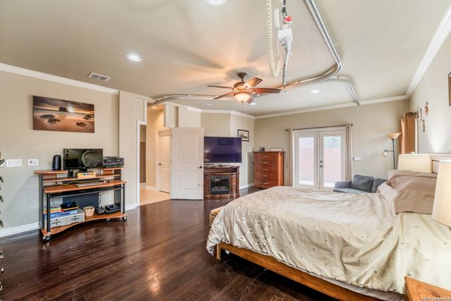 12230 Old Stillwater, San Antonio, TX 78254