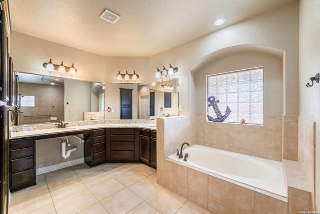 12230 Old Stillwater, San Antonio, TX 78254