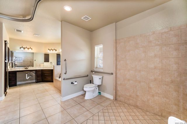 12230 Old Stillwater, San Antonio, TX 78254