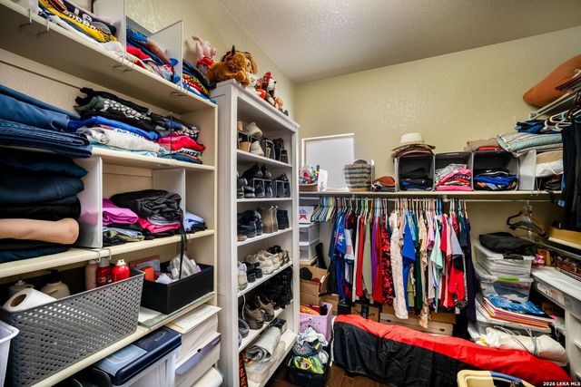 12230 Old Stillwater, San Antonio, TX 78254