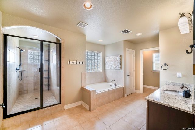 12230 Old Stillwater, San Antonio, TX 78254