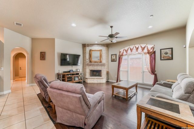 12230 Old Stillwater, San Antonio, TX 78254