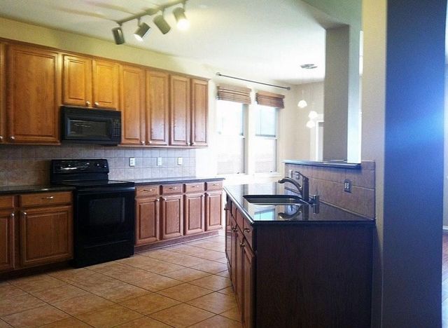 6100 Moor Hen Drive, Denton, TX 76208