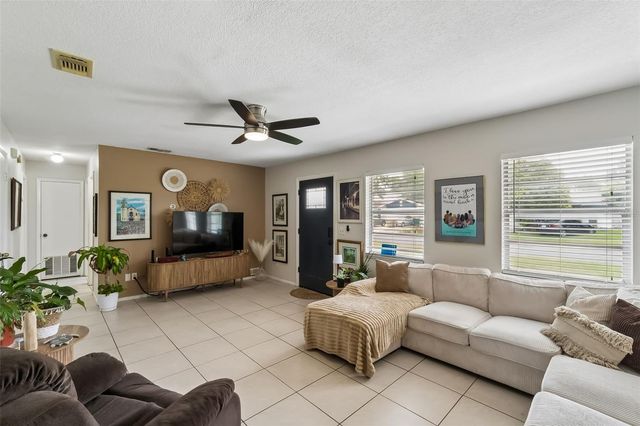 120 MILTA LANE, Kissimmee, FL 34743