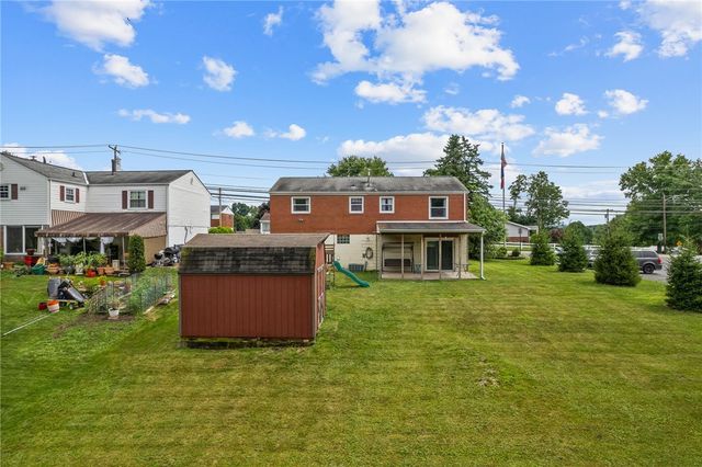 7672 Steubenville Pike, North Fayette, PA 15071