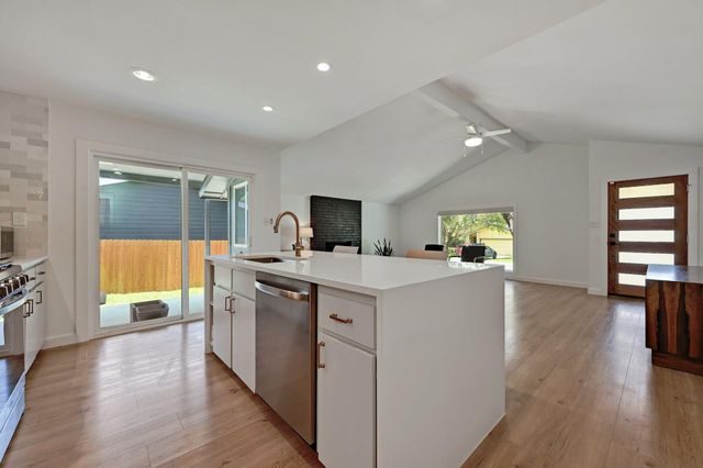 2603 Burly Oak DR, Austin, TX 78745