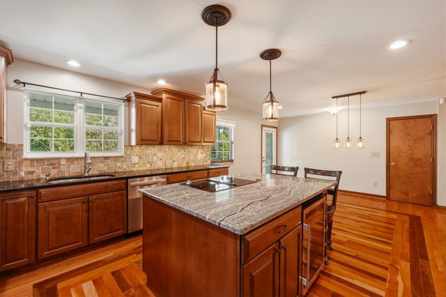 5397 Imperial Drive, Cross Lanes, WV 25313