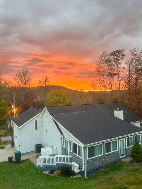 5397 Imperial Drive, Cross Lanes, WV 25313