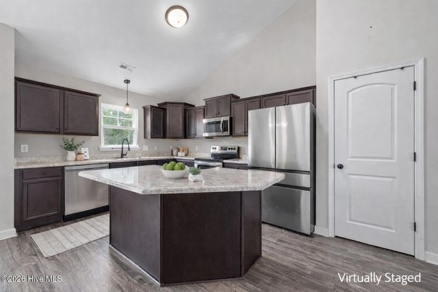 111 Anderson Avenue, Holly Ridge, NC 28445