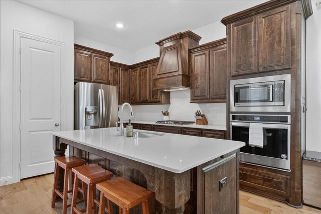 5125 Wakefield Drive, Irving, TX 75038