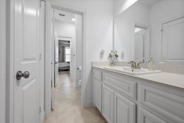 5125 Wakefield Drive, Irving, TX 75038