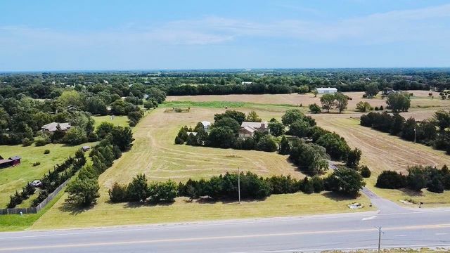 14438 SW Butler Rd, Rose Hill, KS 67133