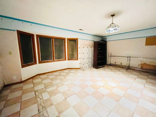 14438 SW Butler Rd, Rose Hill, KS 67133