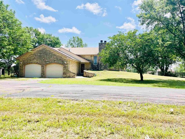 14438 SW Butler Rd, Rose Hill, KS 67133