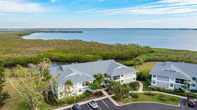 1109 EDGEWATER CIRCLE 1109, Bradenton, FL 34209