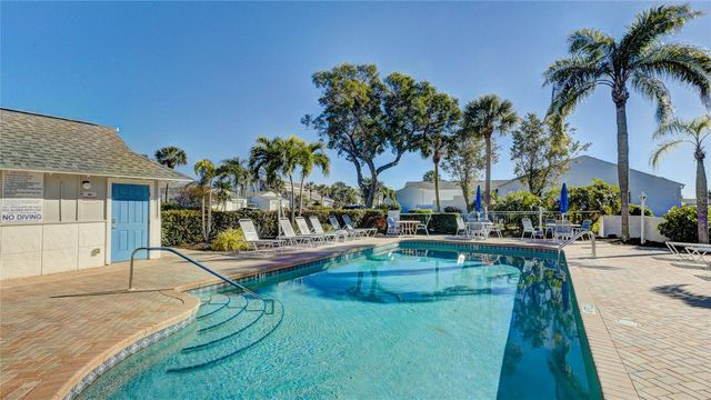1109 EDGEWATER CIRCLE 1109, Bradenton, FL 34209