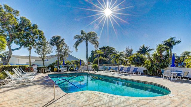1109 EDGEWATER CIRCLE 1109, Bradenton, FL 34209