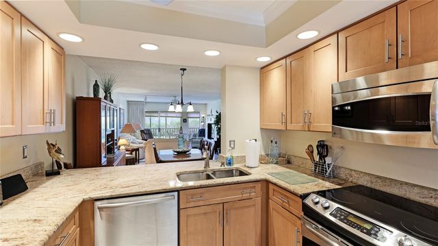 1109 EDGEWATER CIRCLE 1109, Bradenton, FL 34209
