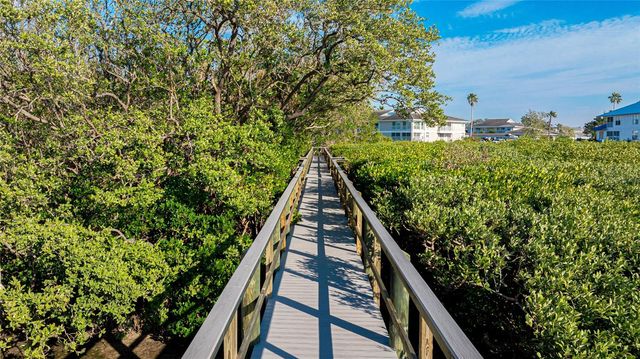 1109 EDGEWATER CIRCLE 1109, Bradenton, FL 34209