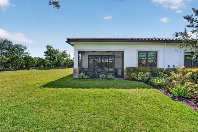 8427 W Blue Spring Drive, Parkland, FL 33067