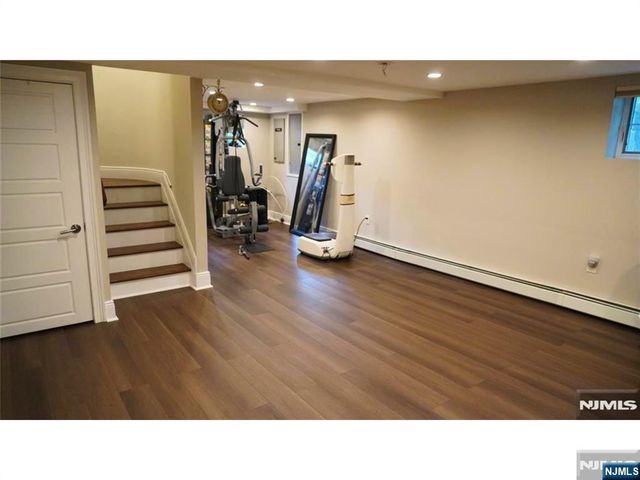 133 Reldyes Avenue, Leonia, NJ 07605