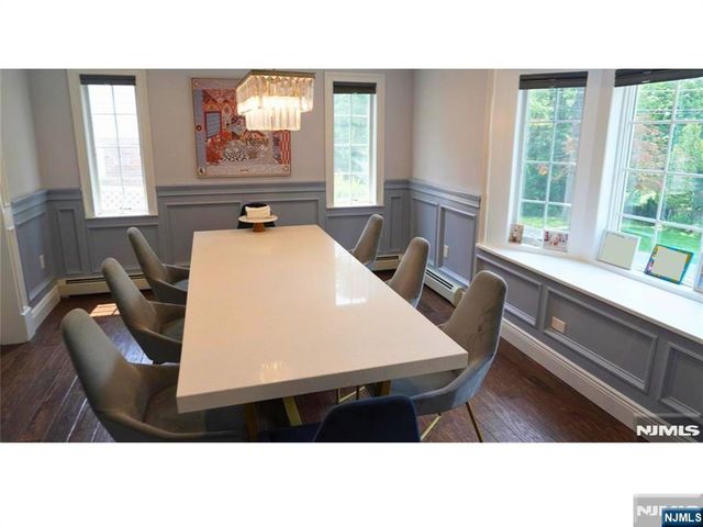 133 Reldyes Avenue, Leonia, NJ 07605